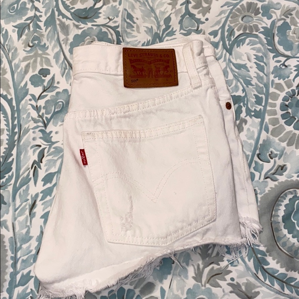 Levi’s 501 White Jean Shorts